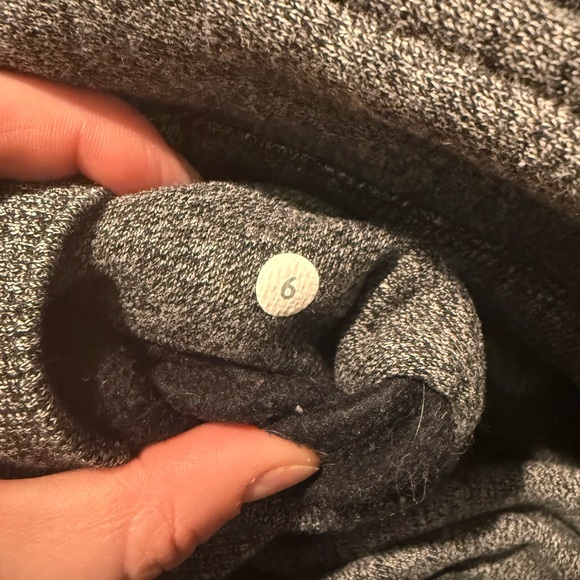 Lululemon Scuba *stretch - Picture 3 of 7